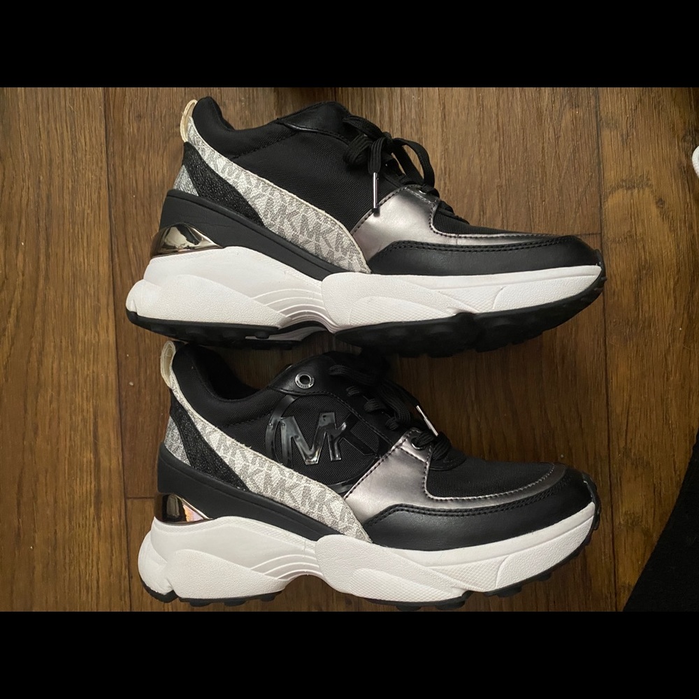 Mk Sneakers